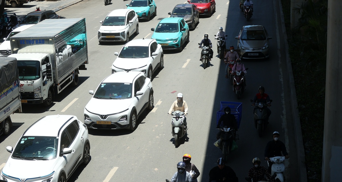 Dự b&aacute;o thời tiết 26/5: Miền Bắc v&agrave; Trung Bộ chạm mốc 40 độ, H&agrave; Nội xuất hiện h&igrave;nh th&aacute;i g&acirc;y ch&uacute; &yacute; 
