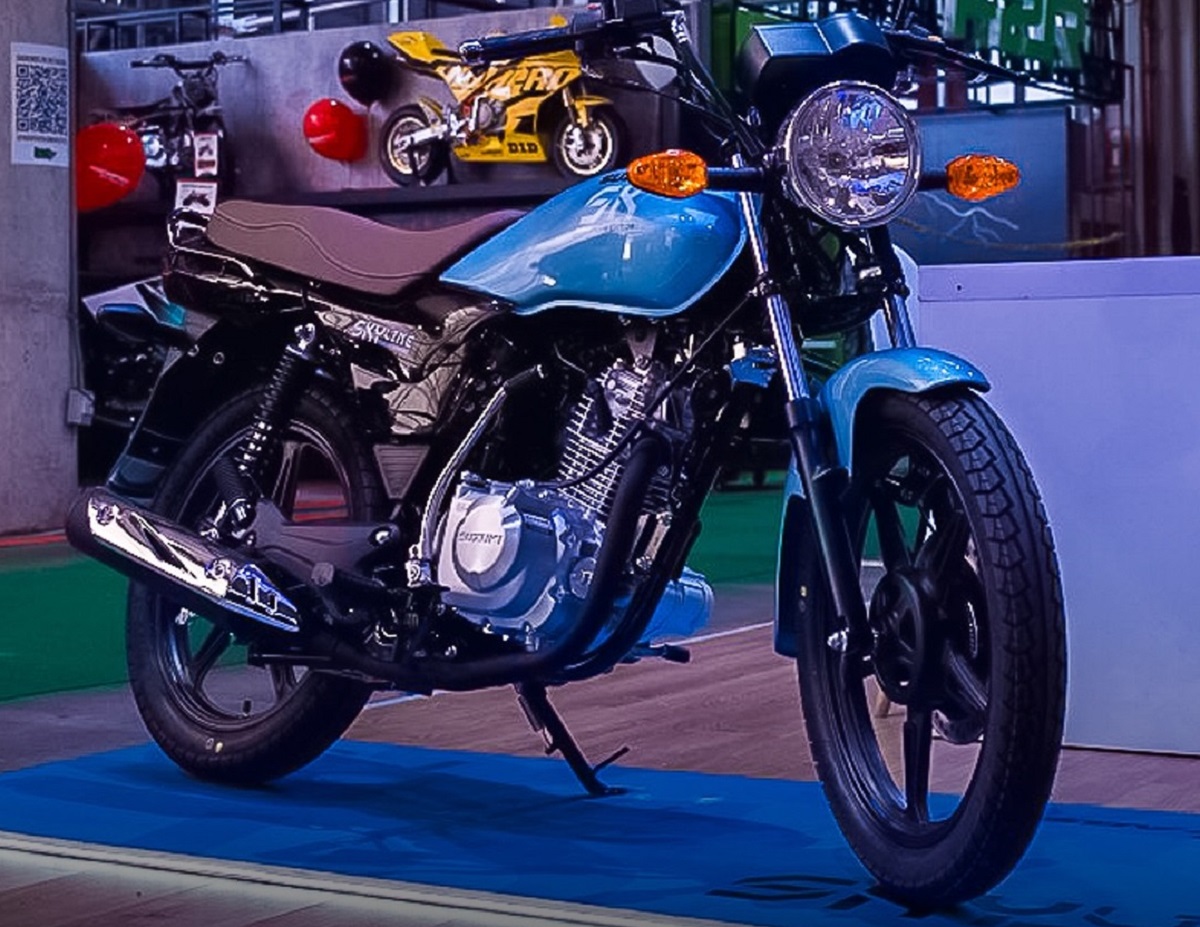 Suzuki ch&iacute;nh thức ra mắt &lsquo;huyền thoại c&ocirc;n tay&rsquo; 113cc mới gi&aacute; 35 triệu đồng: Kh&aacute;c biệt Honda Winner R