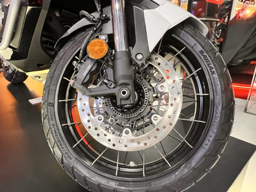 &lsquo;Vua xe ga&rsquo; xịn nhất của Honda ch&iacute;nh thức ra mắt: Thiết kế &lsquo;chất&rsquo; hơn Air Blade v&agrave; Vario, trang bị vượt trội SH