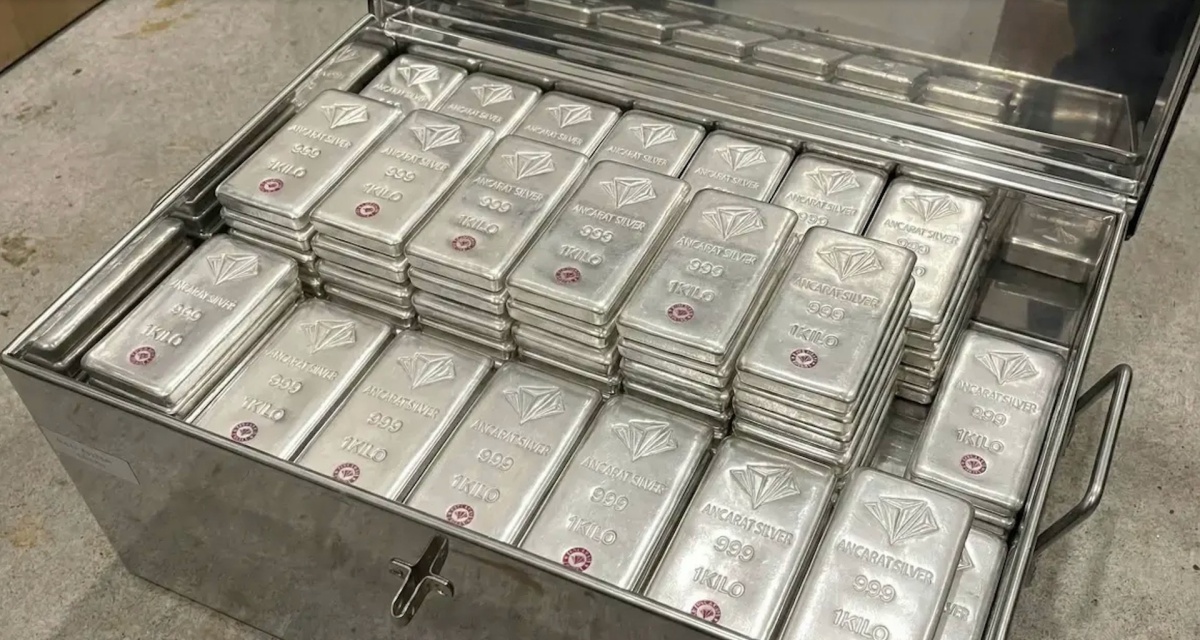 Gi&aacute; bạc h&ocirc;m nay 28/5: Bạc thỏi, bạc miếng giảm về v&ugrave;ng thấp, bạc thế giới tiếp tục chịu &aacute;p lực 
