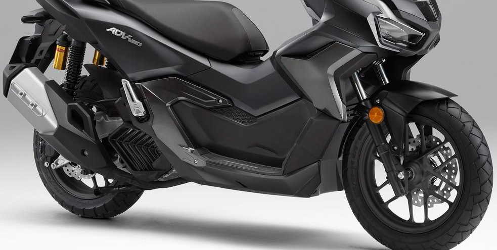 &lsquo;Honda SH phi&ecirc;n bản đi phượt&rsquo; mới ch&iacute;nh thức mở b&aacute;n gi&aacute; 77 triệu đồng, thiết kế \'đỉnh\' hơn Air Blade