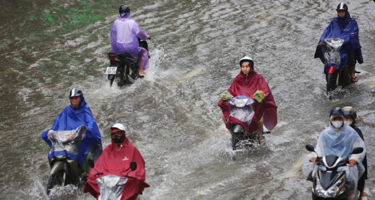 Thời tiết 29/5 chuyển hướng, H&agrave; Nội giảm nhiệt giữa l&uacute;c nhiều khu vực xuất hiện mưa gi&ocirc;ng