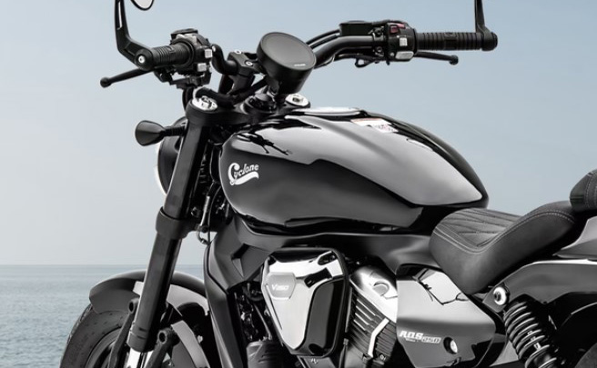 &lsquo;Vua c&ocirc;n tay&rsquo; mới ph&acirc;n kh&uacute;c 250cc &lsquo;tr&ecirc;n tầm&rsquo; Yamaha Exciter ch&iacute;nh thức ra mắt với gi&aacute; 62 triệu đồng