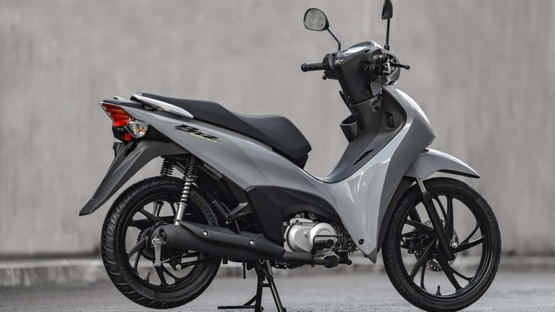 Honda ch&iacute;nh thức ra mắt &lsquo;vua xe số&rsquo; 125cc mới đẹp hơn Future, trang bị tr&ecirc;n cơ Wave Alpha v&agrave; RSX, gi&aacute; hấp dẫn ảnh 8