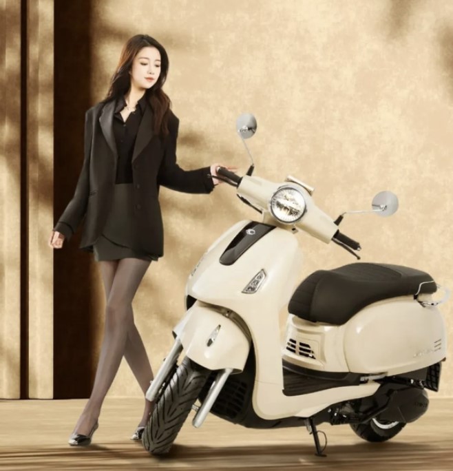 Ch&iacute;nh thức ra mắt &lsquo;vua xe ga&rsquo; 150cc mới gi&aacute; 50 triệu đồng: Thiết kế &lsquo;n&eacute;t&rsquo; hơn SH Mode, c&oacute; ABS 2 k&ecirc;nh v&agrave; TCS như SH 160i ảnh 4