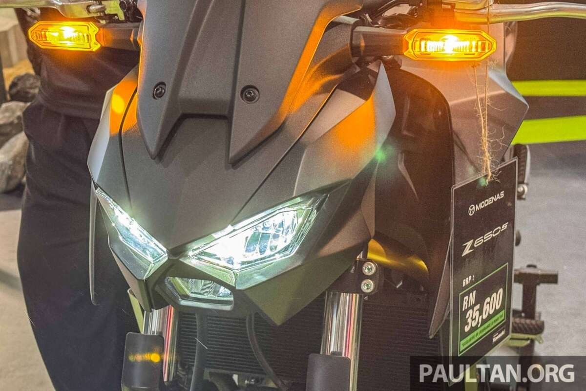 Tin xe hot 1/6: Yamaha ch&iacute;nh thức ra mắt &lsquo;cơn &aacute;c mộng&rsquo; của Honda SH với gi&aacute; &lsquo;mềm&rsquo;, thiết kế cực đỉnh ảnh 2
