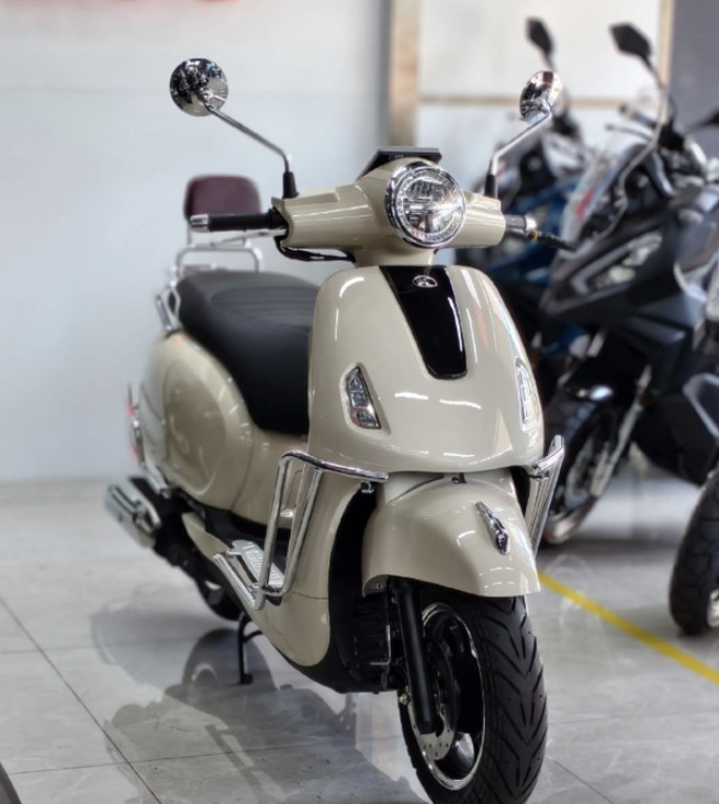 Tin xe hot 1/6: Yamaha ch&iacute;nh thức ra mắt &lsquo;cơn &aacute;c mộng&rsquo; của Honda SH với gi&aacute; &lsquo;mềm&rsquo;, thiết kế cực đỉnh ảnh 3