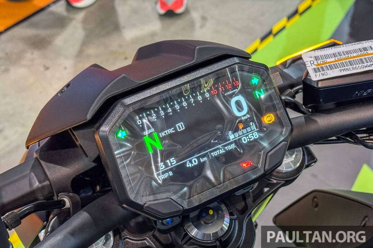 &lsquo;Vua c&ocirc;n tay&rsquo; mới của Nhật Bản ch&iacute;nh thức ra mắt với gi&aacute; rẻ, ph&acirc;n kh&uacute;c cao hơn hẳn Yamaha Exciter v&agrave; Honda Winner R ảnh 3