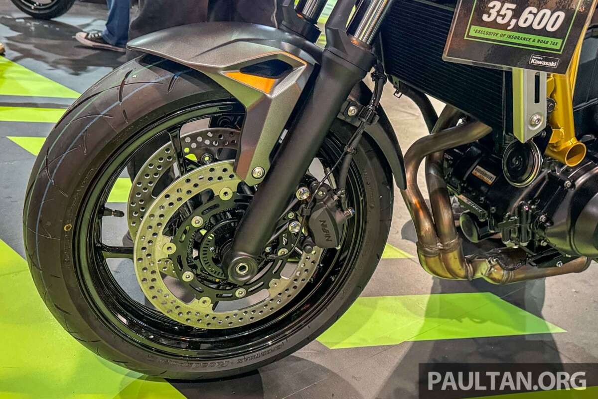&lsquo;Vua c&ocirc;n tay&rsquo; mới của Nhật Bản ch&iacute;nh thức ra mắt với gi&aacute; rẻ, ph&acirc;n kh&uacute;c cao hơn hẳn Yamaha Exciter v&agrave; Honda Winner R ảnh 6