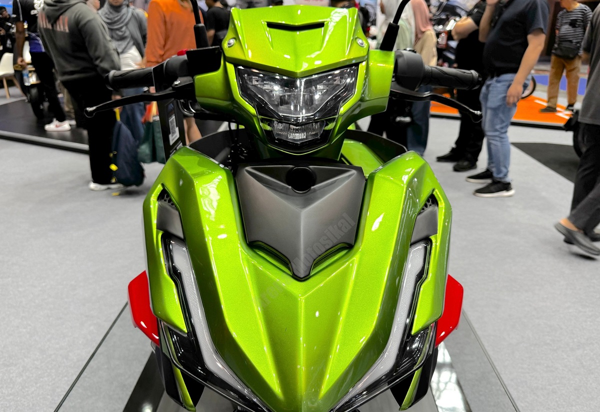 &lsquo;Vua c&ocirc;n tay&rsquo; 200cc mới ch&iacute;nh thức ra mắt: Thiết kế chất hơn Honda Winner R v&agrave; Exciter, gi&aacute; hấp dẫn?
