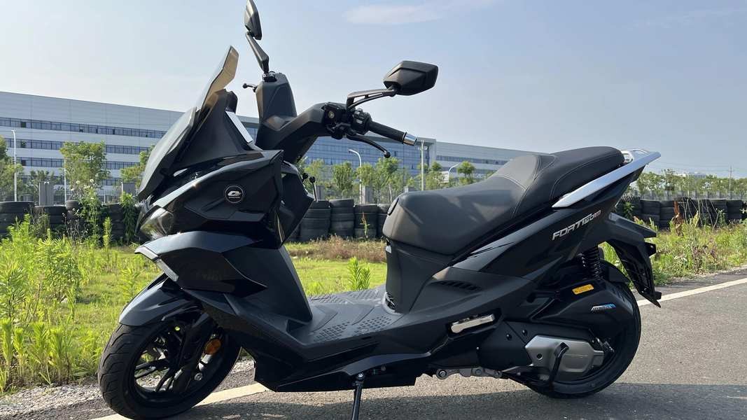 Qu&ecirc;n Air Blade đi, &lsquo;vua xe ga b&igrave;nh d&acirc;n&rsquo; 150cc mới ch&iacute;nh thức ra mắt gi&aacute; 46,7 triệu đồng, trang bị xịn như Honda SH ảnh 2
