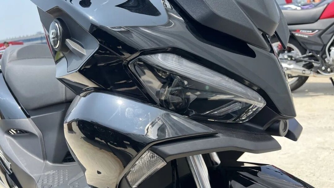 Qu&ecirc;n Air Blade đi, &lsquo;vua xe ga b&igrave;nh d&acirc;n&rsquo; 150cc mới ch&iacute;nh thức ra mắt gi&aacute; 46,7 triệu đồng, trang bị xịn như Honda SH ảnh 6
