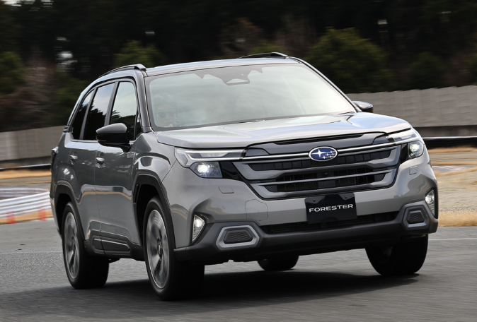 Subaru Forester giảm gi&aacute; \'khủng\' 310 triệu, đưa gi&aacute; thực tế về 839 triệu đồng trong th&aacute;ng 6/2026
