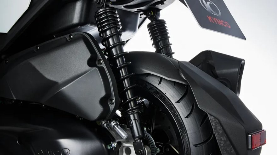Ch&iacute;nh thức ra mắt &lsquo;vua xe ga&rsquo; 165cc mới thiết kế &lsquo;n&eacute;t&rsquo; hơn Air Blade v&agrave; Vario, trang bị xịn như Honda SH, gi&aacute; &lsquo;mềm&rsquo;