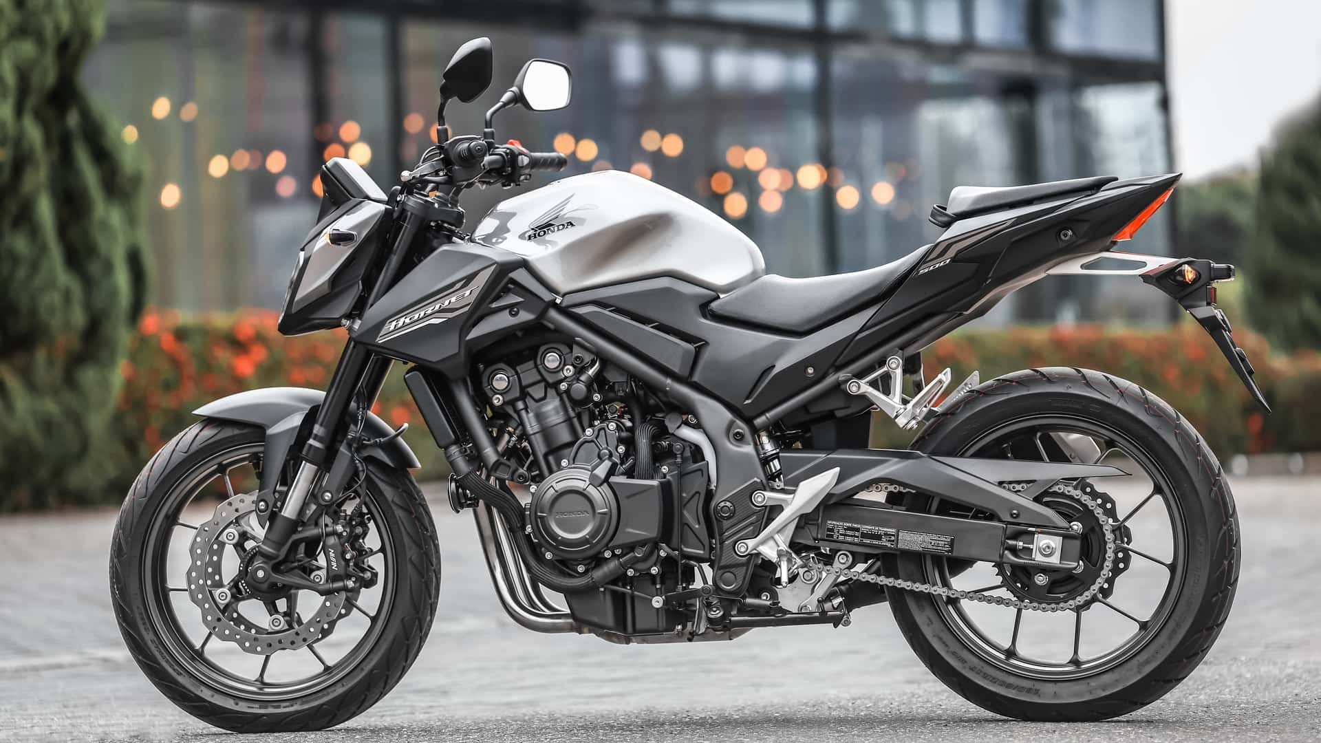 Tin xe hot 4/6: Honda ch&iacute;nh thức ra mắt &lsquo;t&acirc;n binh&rsquo; xe c&ocirc;n tay cao cấp hơn Winner R v&agrave; Exciter, gi&aacute; rẻ so với trang bị ảnh 1