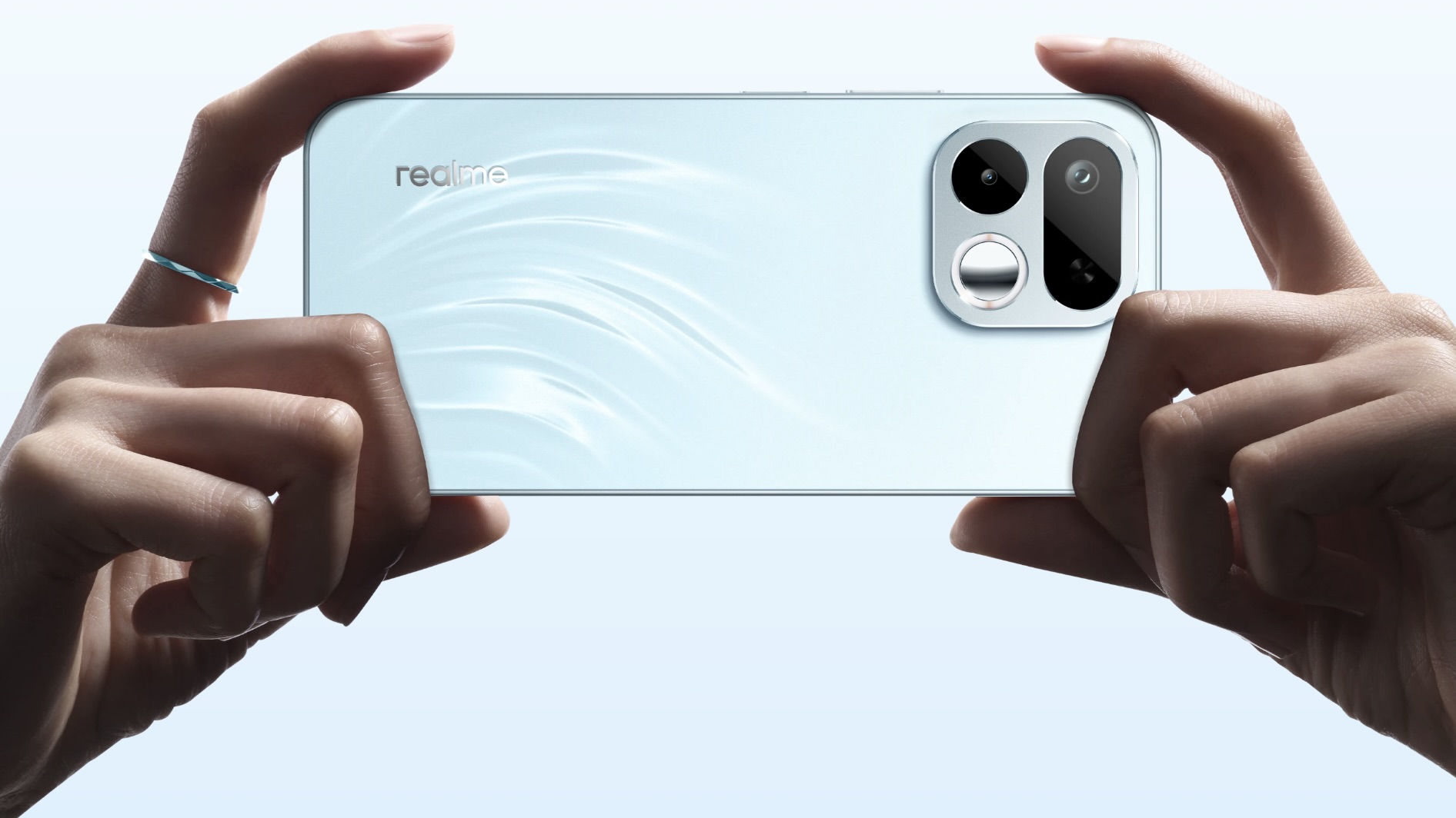 realme 16T 5G ch&iacute;nh thức ra mắt ở Việt Nam: Si&ecirc;u pin 8000mAh thiết lập kỷ nguy&ecirc;n mới