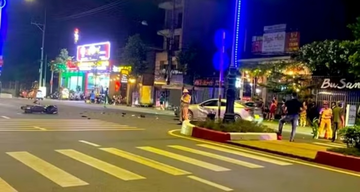Gia Lai: Hiện trường thanh ni&ecirc;n đi Exciter tử vong sau va chạm với &ocirc; t&ocirc;, camera ghi lại cảnh ph&oacute;ng như bay