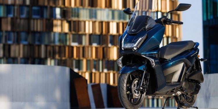 Ch&iacute;nh thức ra mắt &lsquo;vua xe ga&rsquo; 150cc mới gi&aacute; 108 triệu đồng: Thiết kế &lsquo;n&eacute;t&rsquo; hơn cả Honda SH, c&oacute; đủ ABS k&ecirc;nh đ&ocirc;i v&agrave; TCS ảnh 1