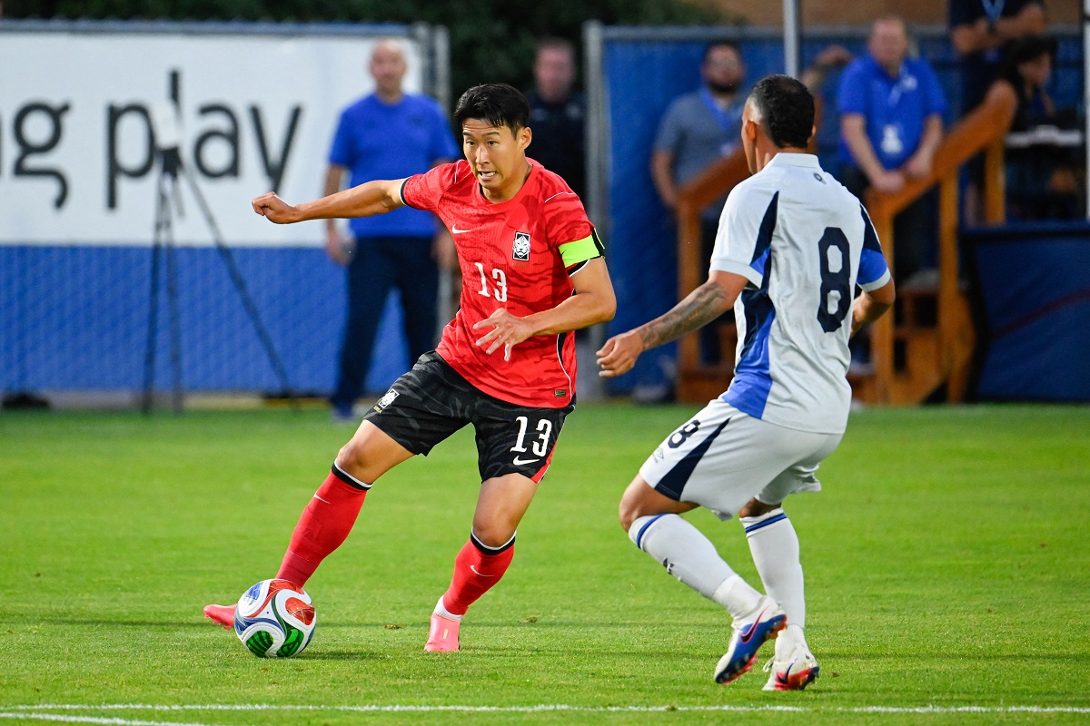 H&agrave;n Quốc ngược d&ograve;ng ngoạn mục ở trận ra qu&acirc;n World Cup 2026, Son Heung Min vẫn hứng mưa chỉ tr&iacute;ch