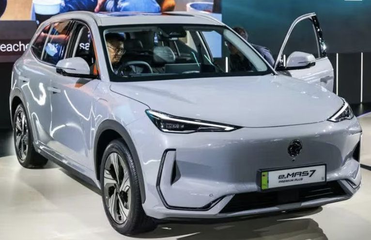 SUV điện gi&aacute; 768 triệu đồng &lsquo;chung m&acirc;m&rsquo; với Mazda CX-5 v&agrave; Honda CR-V: Chạy 450 km, mạnh 218 m&atilde; lực