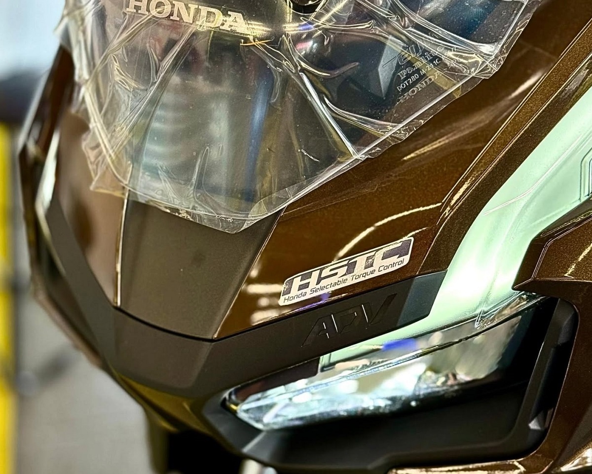 Honda ch&iacute;nh thức mở b&aacute;n &lsquo;vua xe ga&rsquo; 160cc mới gi&aacute; 75 triệu đồng: Thiết kế đẹp hơn Air Blade v&agrave; Vario