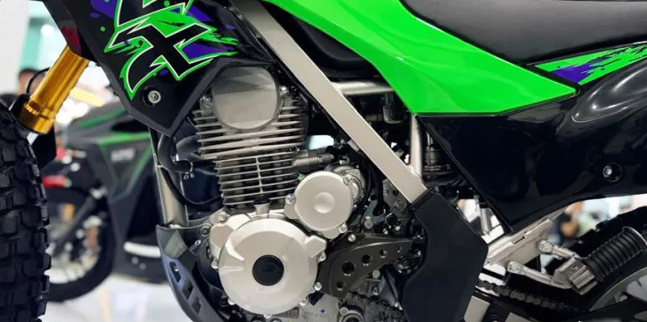 &lsquo;Huyền thoại c&ocirc;n tay&rsquo; 150cc mới gi&aacute; 66 triệu đồng ch&iacute;nh thức ra mắt, phong c&aacute;ch kh&aacute;c xa Yamaha Exciter v&agrave; Honda Winner R
