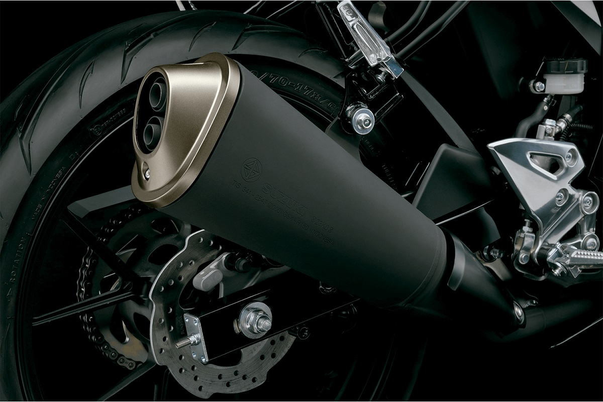 Suzuki ch&iacute;nh thức ra mắt &lsquo;vua c&ocirc;n tay&rsquo; 150cc mới gi&aacute; 69 triệu đồng: Ph&acirc;n kh&uacute;c đẹp hơn Honda Winner R