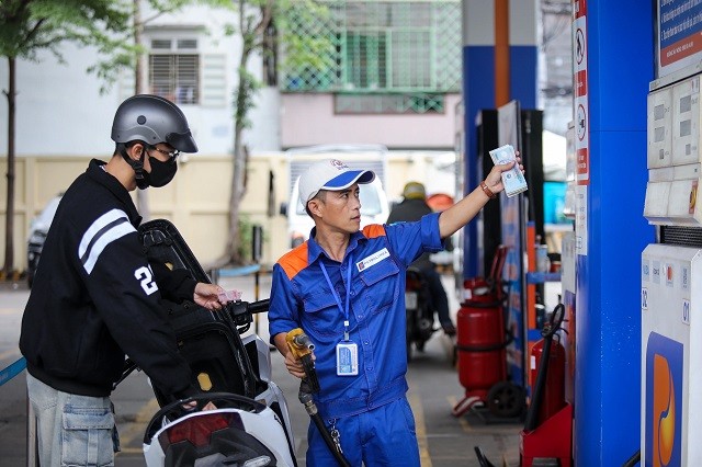 Tin xe hot 12/6: Ra mắt &lsquo;vua c&ocirc;n tay&rsquo; 150cc mới ph&acirc;n kh&uacute;c kh&aacute;c Yamaha Exciter v&agrave; Honda Winner R, gi&aacute; dễ mua ảnh 2