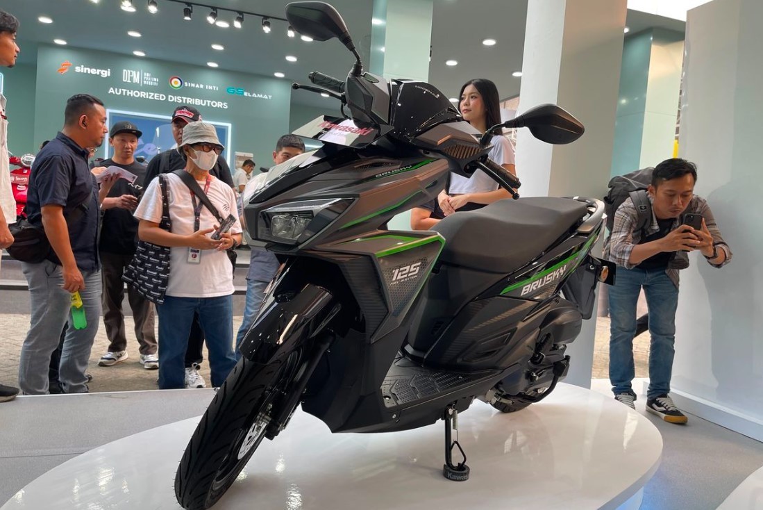 Tin xe hot 12/6: Ra mắt &lsquo;vua c&ocirc;n tay&rsquo; 150cc mới ph&acirc;n kh&uacute;c kh&aacute;c Yamaha Exciter v&agrave; Honda Winner R, gi&aacute; dễ mua ảnh 3