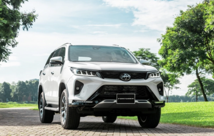 Điểm tin &ocirc; t&ocirc; 15/6: Toyota Corolla v&agrave; Fortuner thế hệ mới lộ diện, Skoda Kushaq giảm c&ograve;n 499 triệu 