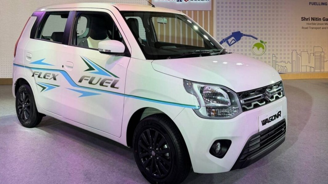 Tin xe hot 15/6: &lsquo;Hạ đo v&aacute;n&rsquo; Hyundai Grand i10, Suzuki ra mắt &lsquo;vua hatchback&rsquo; mới gi&aacute; rẻ gần bằng Honda SH ảnh 1