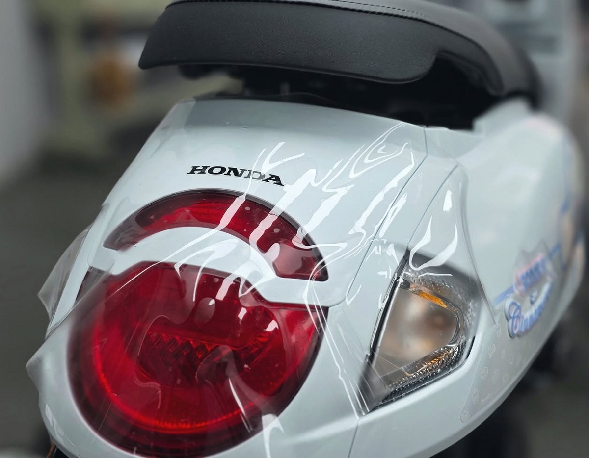 Qu&ecirc;n Vision đi, &lsquo;xe ga quốc d&acirc;n&rsquo; 110cc mới của Honda ch&iacute;nh thức về Việt Nam, lấn &aacute;t SH Mode, gi&aacute; mềm