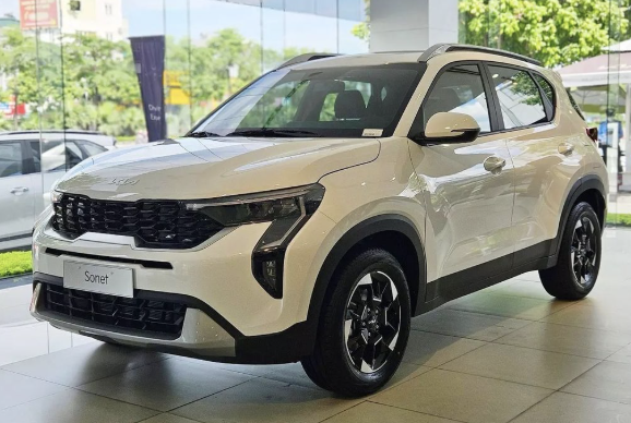 Điểm tin &ocirc; t&ocirc; 16/6: Cập nhật gi&aacute; xe Kia v&agrave; Hyundai mới nhất, Ford Mondeo Hybrid 2026 &lsquo;tr&igrave;nh l&agrave;ng&rsquo;