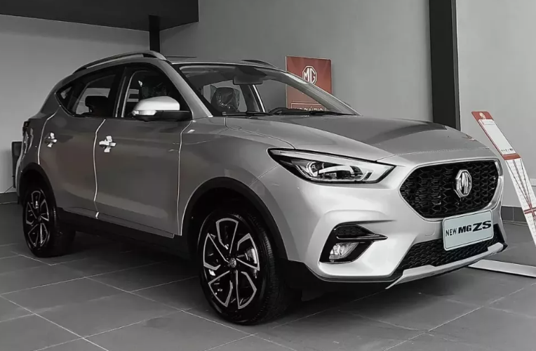 SUV hạng B gi&aacute; rẻ MG ZS bị triệu hồi hơn 113.000 xe tr&ecirc;n to&agrave;n cầu v&igrave; lỗi phần mềm kh&iacute; thải