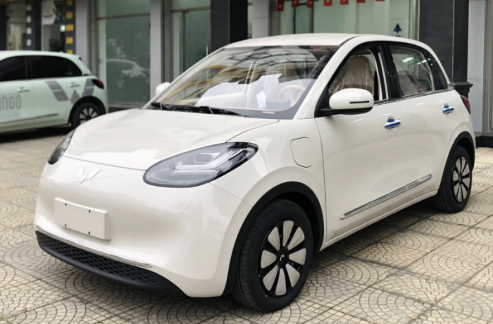 Điểm tin &ocirc; t&ocirc; 18/6: Cập nhật gi&aacute; xe Wuling v&agrave; Skoda mới nhất, &lsquo;Đối thủ&rsquo; của Toyota Camry lộ diện