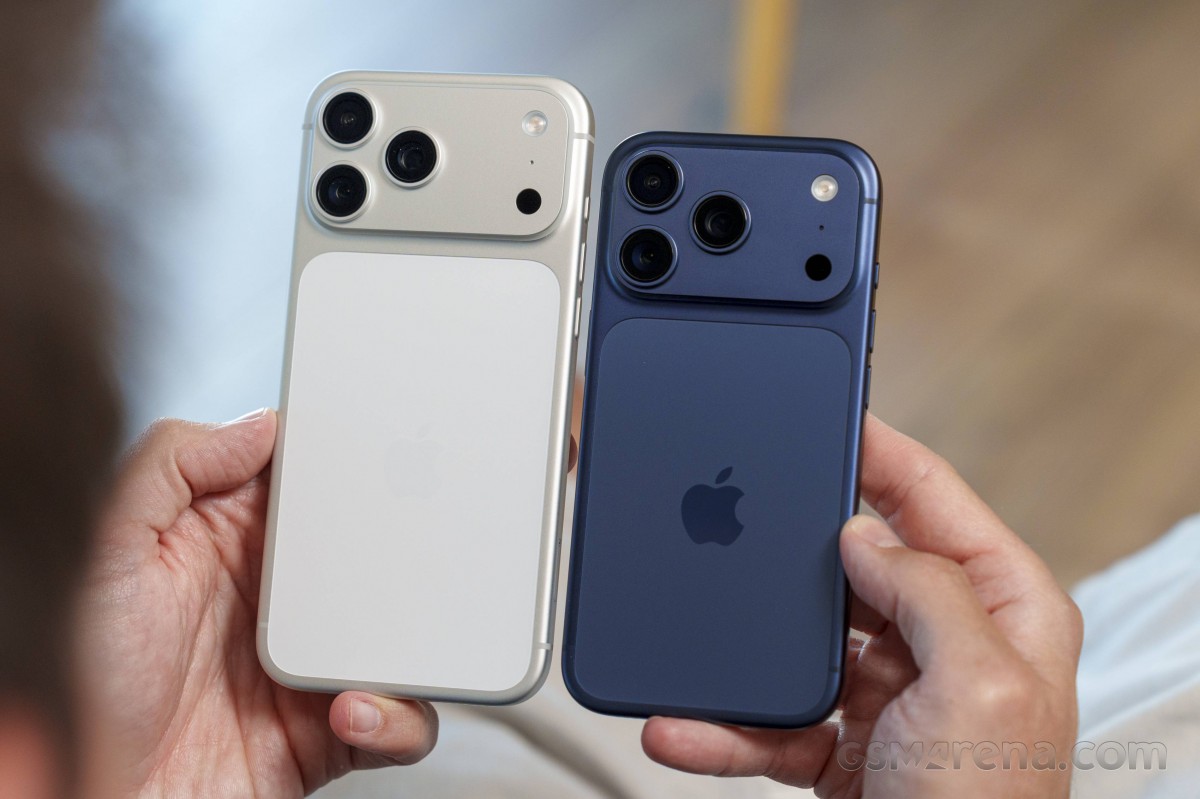 Bảng gi&aacute; iPhone h&ocirc;m nay, iPhone 17 Pro Max rẻ kỷ lục, iPhone 16 Pro l&aacute;c đ&aacute;c xả kho, iPhone 13 vua rẻ