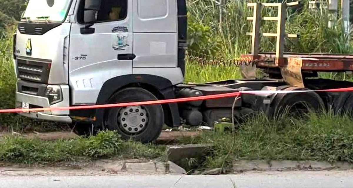 Camera vụ t&agrave;i xế tử vong dưới hố ga gần 2 ng&agrave;y mới ph&aacute;t hiện, manh mối quan trọng tại hiện trường