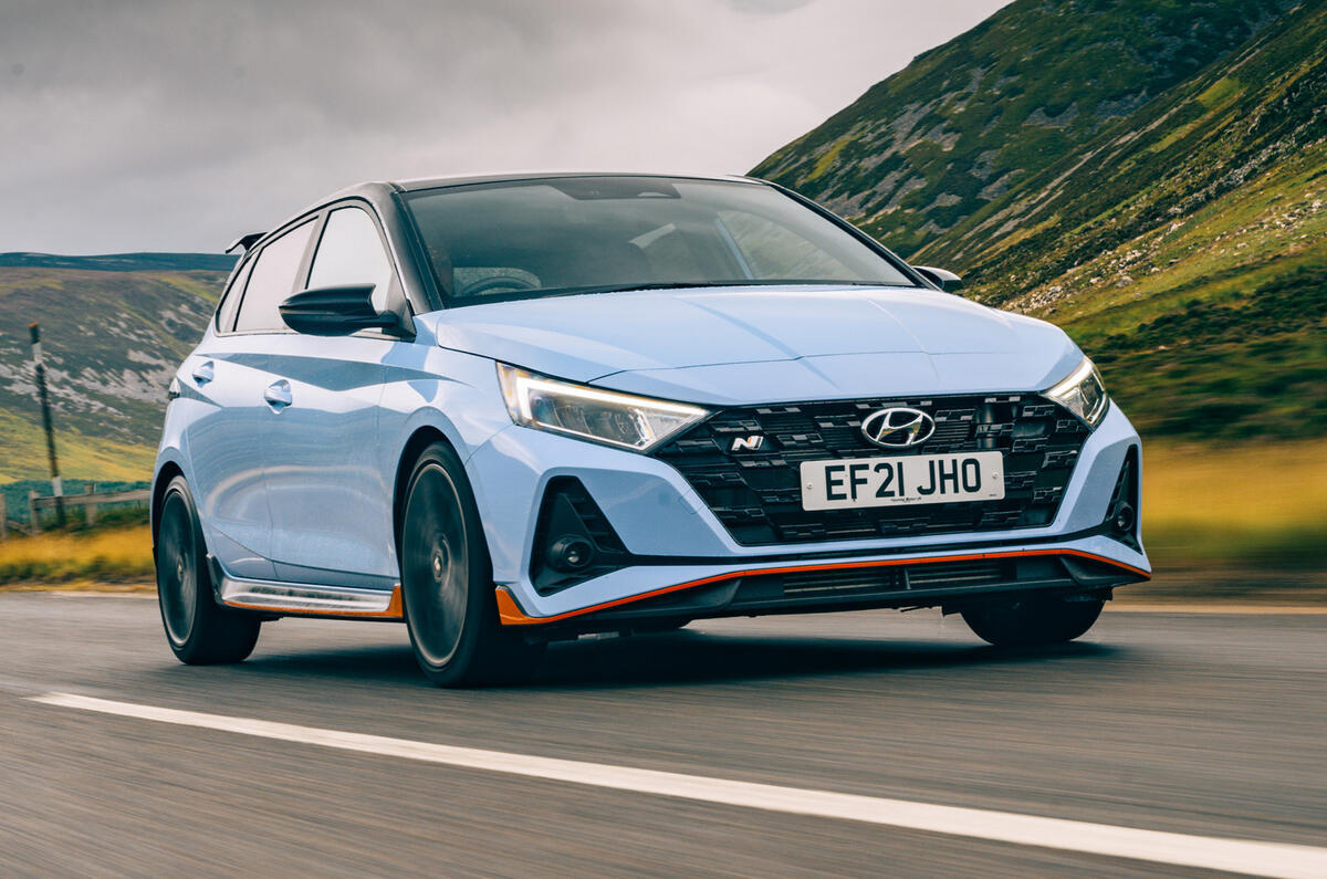 Hyundai x&aacute;c nhận \'hồi sinh\' i20 N thế hệ mới: Động cơ hybrid 1.6L, \'đối đầu\' Toyota GR Yaris v&agrave; VW Polo GTI