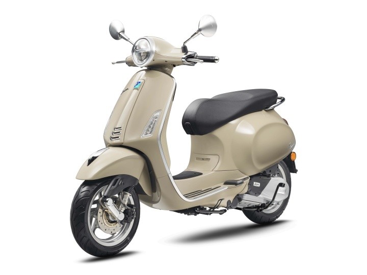 &lsquo;So&aacute;n ng&ocirc;i&rsquo; Honda SH, &lsquo;vua xe ga&rsquo; 180cc mới thiết kế &lsquo;n&eacute;t&rsquo; hơn SH Mode ch&iacute;nh thức ra mắt với gi&aacute; hấp dẫn ảnh 1