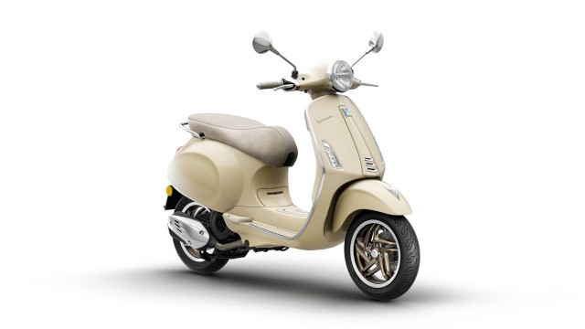 &lsquo;So&aacute;n ng&ocirc;i&rsquo; Honda SH, &lsquo;vua xe ga&rsquo; 180cc mới thiết kế &lsquo;n&eacute;t&rsquo; hơn SH Mode ch&iacute;nh thức ra mắt với gi&aacute; hấp dẫn ảnh 2