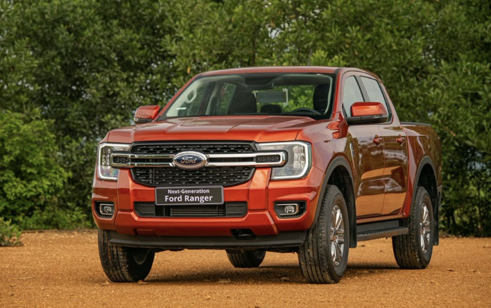 Ford Ranger xứng danh &lsquo;vua b&aacute;n tải&rsquo;: Tiếp tục dẫn đầu doanh số, bỏ xa Toyota Hilux v&agrave; Triton