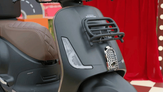 Honda ch&iacute;nh thức ra mắt &lsquo;vua xe ga&rsquo; 160cc mới gi&aacute; 55 triệu đồng, thiết kế &lsquo;n&eacute;t&rsquo; hơn SH Mode, c&oacute; ABS v&agrave; TCS như SH 160i