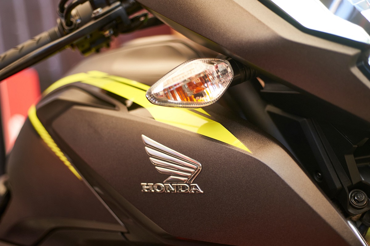 Honda ch&iacute;nh thức mở b&aacute;n &lsquo;vua c&ocirc;n tay&rsquo; 163cc mới gi&aacute; 58 triệu đồng: Kiểu d&aacute;ng kh&aacute;c hẳn Honda Winner R