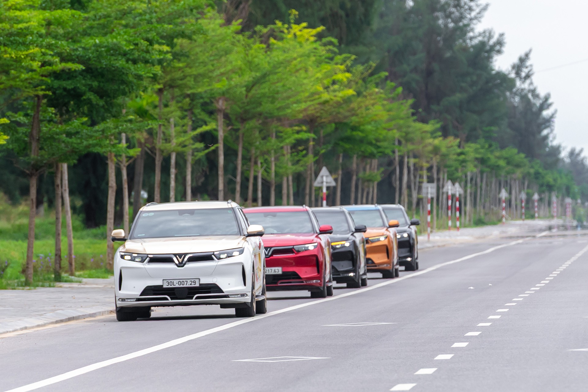 Chủ xe xăng VinFast bất ngờ với qu&agrave; lớn th&aacute;ng 7: Ưu đ&atilde;i cộng dồn l&ecirc;n tới 250 triệu đồng ảnh 2