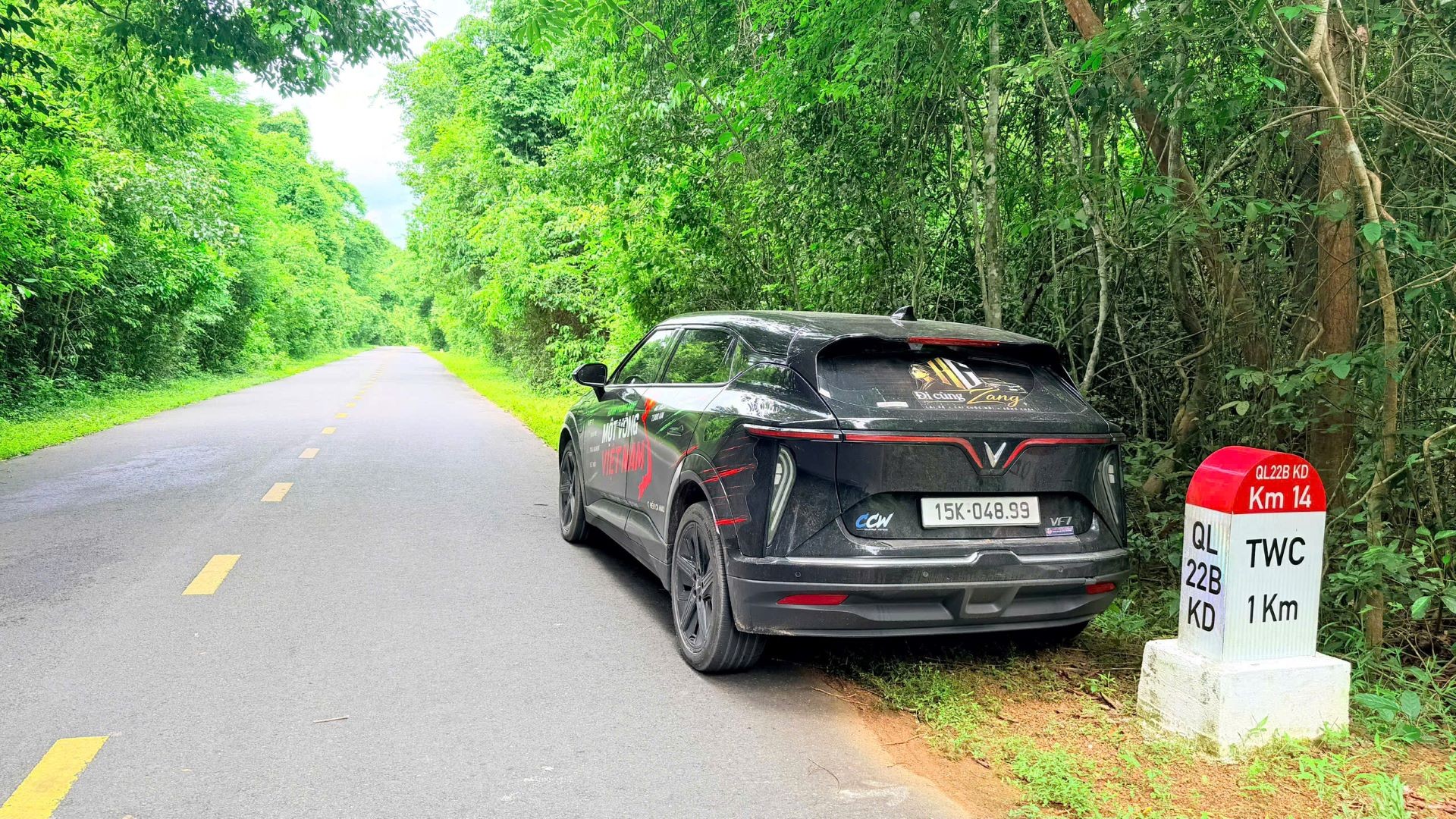40 ng&agrave;y, gần 8.000 km c&ugrave;ng VinFast VF 7: Chủ xe Hải Ph&ograve;ng khẳng định xe điện c&oacute; thể chinh phục những cung đường xa nhất ảnh 4