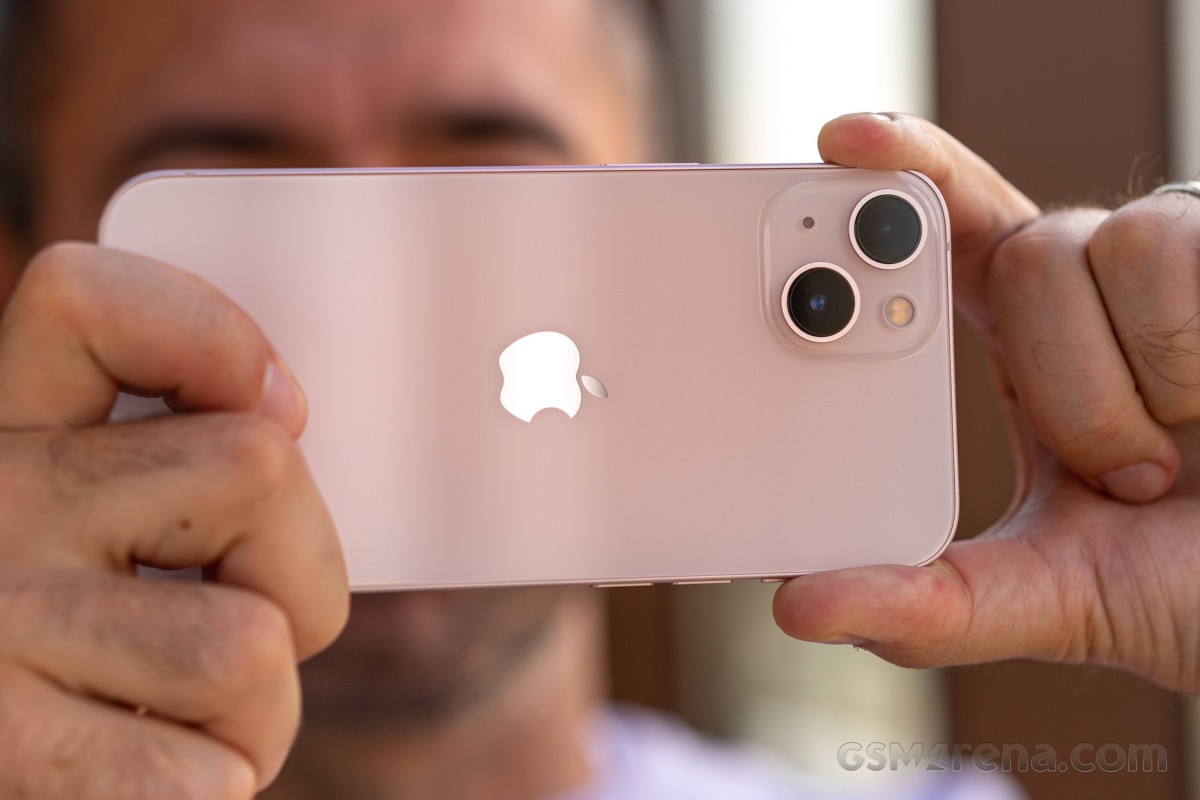 Đ&acirc;y l&agrave; iPhone mới gi&aacute; rẻ nhất Việt Nam, trang bị kh&ocirc;ng thua iPhone 17e, iPhone 16e qu&aacute; nhiều