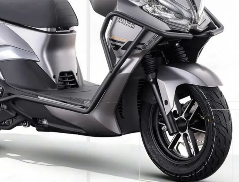 Ch&iacute;nh thức ra mắt &lsquo;vua xe ga&rsquo; 150cc mới c&oacute; ABS v&agrave; TCS như Honda SH, gi&aacute; chỉ 44,8 triệu đồng rẻ hơn Air Blade