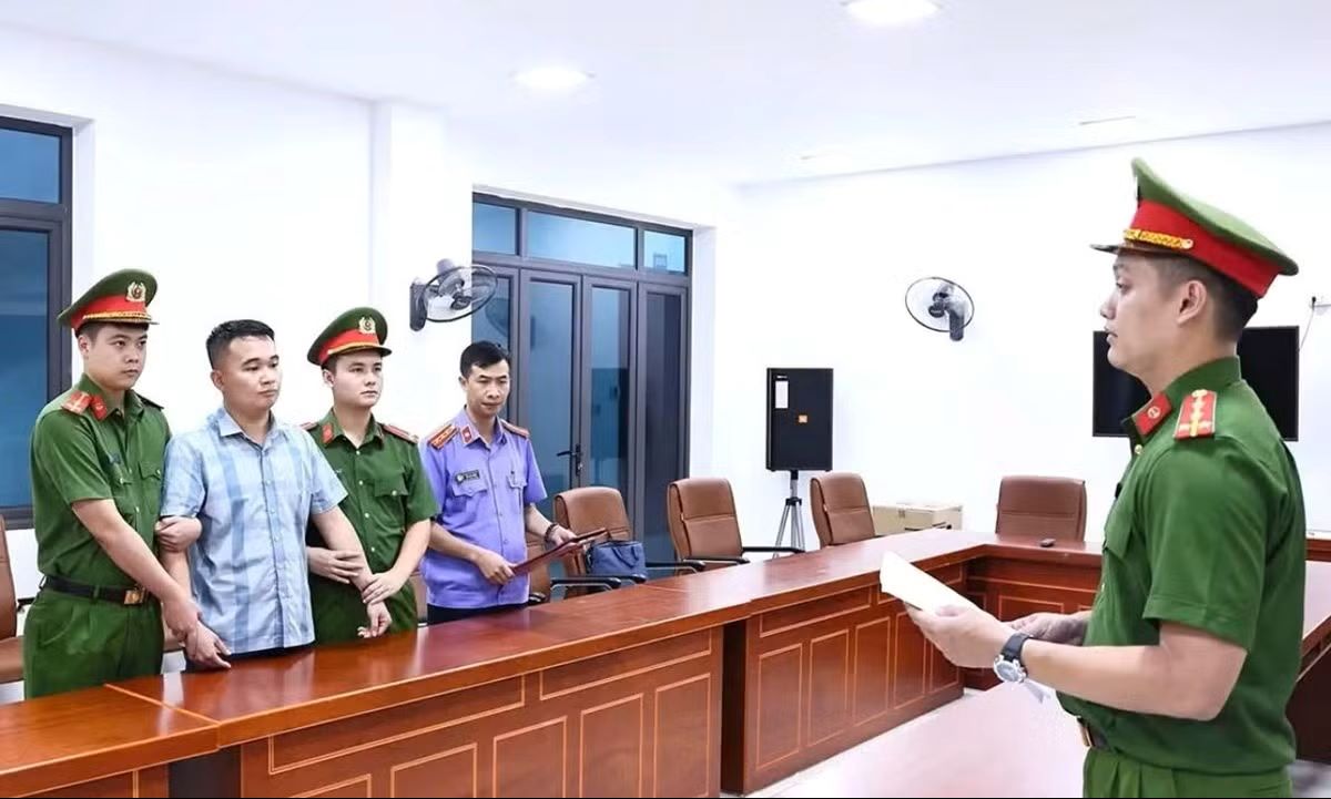 Vụ điểm thi ở Trường THPT chuy&ecirc;n Tuy&ecirc;n Quang bất thường: Gi&aacute;o vi&ecirc;n bị giữ khẩn cấp đ&atilde; phạm tội?