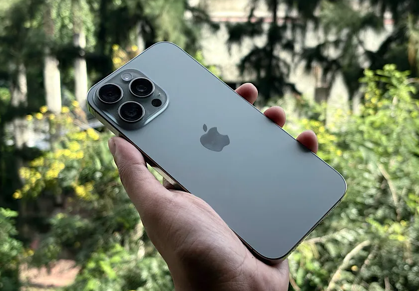 iPhone 18 sắp ra mắt, c&oacute; n&ecirc;n mua iPhone 16 Pro Max ở thời điểm hiện tại? 