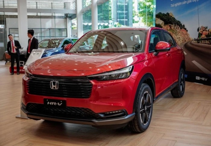 Tin xe trưa 7/7: Khắc chế Honda SH Mode, Suzuki ra mắt &lsquo;vua xe ga&rsquo; 125cc mới đẹp hơn SH, gi&aacute; 72 triệu đồng ảnh 3